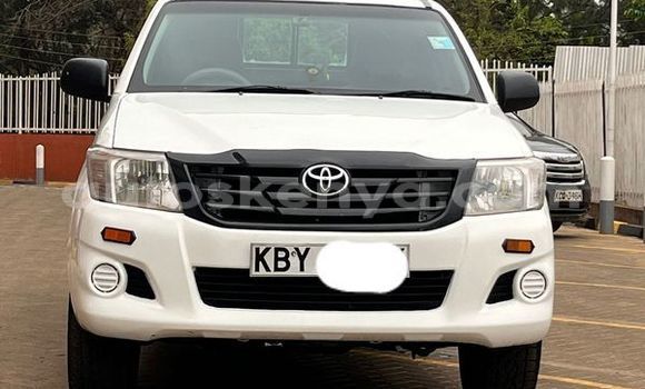 Oofamaa Toyota Hilux Other Makiinaa iti Athi River keessatti Nairobi keessatti Oofamaa Toyota Hilux Other Makiinaa iti Athi River keessatti Nairobi keessatti