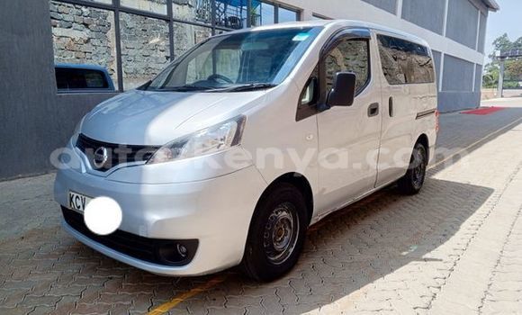 Oofamaa Nissan NV200 Other Makiinaa iti Bute keessatti Northeast Kenya keessatti Oofamaa Nissan NV200 Other Makiinaa iti Bute keessatti Northeast Kenya keessatti