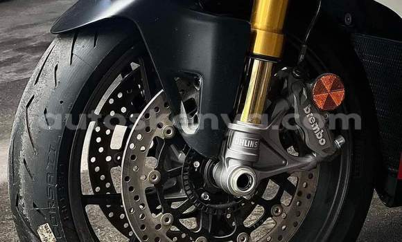 Haaraa Ducati Panigale Red Doqdoqqee iti Nairobi keessatti Nairobi keessatti Haaraa Ducati Panigale Red Doqdoqqee iti Nairobi keessatti Nairobi keessatti