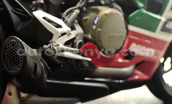 Haaraa Ducati Panigale Red Doqdoqqee iti Nairobi keessatti Nairobi keessatti Haaraa Ducati Panigale Red Doqdoqqee iti Nairobi keessatti Nairobi keessatti