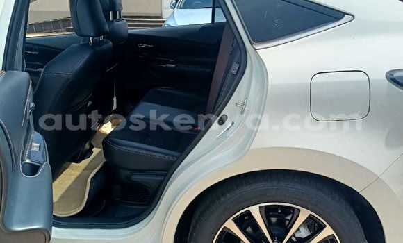 Nunua Ilio tumika Toyota Harrier Nyeupe Gari ndani ya Nairobi nchini Nairobi Nunua Ilio tumika Toyota Harrier Nyeupe Gari ndani ya Nairobi nchini Nairobi