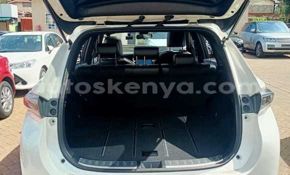 Nunua Ilio tumika Toyota Harrier Nyeupe Gari ndani ya Nairobi nchini Nairobi Nunua Ilio tumika Toyota Harrier Nyeupe Gari ndani ya Nairobi nchini Nairobi