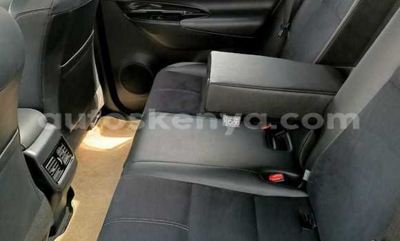 Nunua Ilio tumika Toyota Harrier Nyeupe Gari ndani ya Nairobi nchini Nairobi Nunua Ilio tumika Toyota Harrier Nyeupe Gari ndani ya Nairobi nchini Nairobi