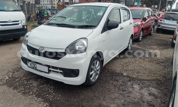 Nunua Mpya Daihatsu Mira Nyeupe Gari ndani ya Nairobi nchini Nairobi Nunua Mpya Daihatsu Mira Nyeupe Gari ndani ya Nairobi nchini Nairobi