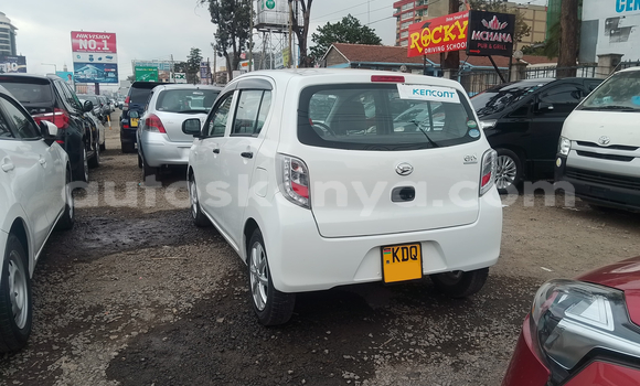 Nunua Mpya Daihatsu Mira Nyeupe Gari ndani ya Nairobi nchini Nairobi Nunua Mpya Daihatsu Mira Nyeupe Gari ndani ya Nairobi nchini Nairobi