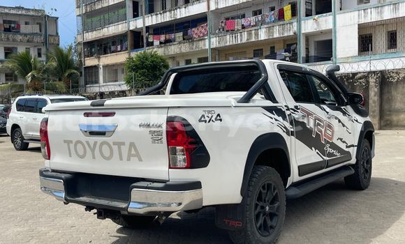 Buy New Toyota Hilux White Car in Nairobi in Nairobi Buy New Toyota Hilux White Car in Nairobi in Nairobi