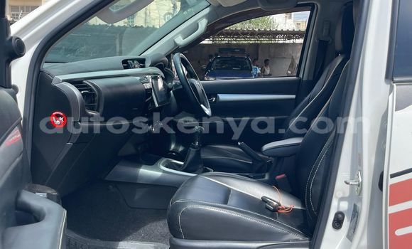 Buy New Toyota Hilux White Car in Nairobi in Nairobi Buy New Toyota Hilux White Car in Nairobi in Nairobi