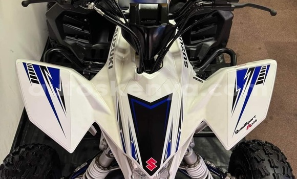 Oofamaa Suzuki TU White Doqdoqqee iti Nairobi keessatti Nairobi keessatti Oofamaa Suzuki TU White Doqdoqqee iti Nairobi keessatti Nairobi keessatti