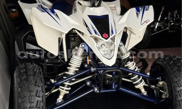 Oofamaa Suzuki TU White Doqdoqqee iti Nairobi keessatti Nairobi keessatti Oofamaa Suzuki TU White Doqdoqqee iti Nairobi keessatti Nairobi keessatti