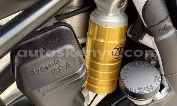 Oofamaa BMW R1200GS Adventure White Doqdoqqee iti Nairobi keessatti Nairobi keessatti Oofamaa BMW R1200GS Adventure White Doqdoqqee iti Nairobi keessatti Nairobi keessatti