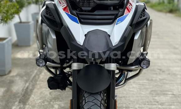 Oofamaa BMW R1200GS Adventure White Doqdoqqee iti Nairobi keessatti Nairobi keessatti Oofamaa BMW R1200GS Adventure White Doqdoqqee iti Nairobi keessatti Nairobi keessatti