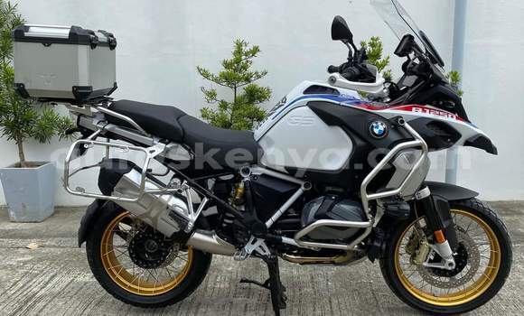 Oofamaa BMW R1200GS Adventure White Doqdoqqee iti Nairobi keessatti Nairobi keessatti Oofamaa BMW R1200GS Adventure White Doqdoqqee iti Nairobi keessatti Nairobi keessatti