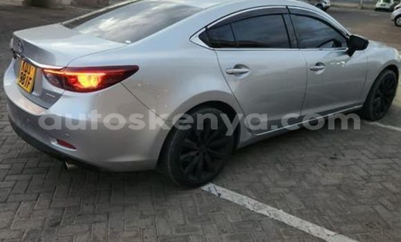 Oofamaa Mazda Atenza Other Makiinaa iti Nairobi keessatti Nairobi keessatti
