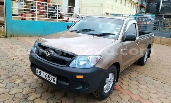 Nunua Ilio tumika Toyota Hilux Brown Gari ndani ya Machakos nchini Nairobi