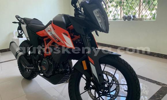 Oofamaa KTM Duke Black Doqdoqqee iti Nairobi keessatti Nairobi keessatti