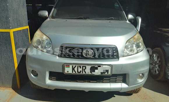 Oofamaa Toyota Rush Silver Makiinaa iti Nairobi keessatti Nairobi keessatti Oofamaa Toyota Rush Silver Makiinaa iti Nairobi keessatti Nairobi keessatti