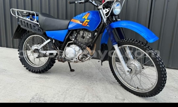 Buy Used Yamaha Aerox Red Bike in Nairobi in Nairobi Buy Used Yamaha Aerox Red Bike in Nairobi in Nairobi