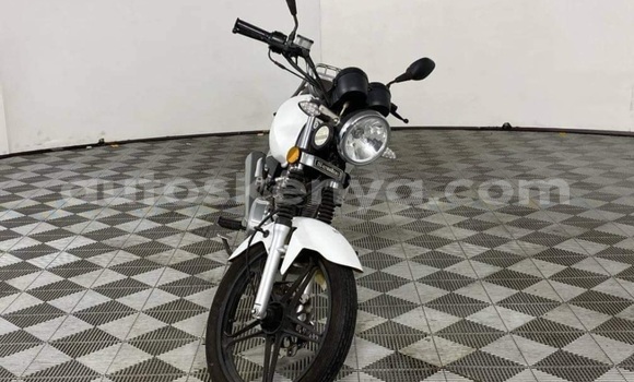 Oofamaa Senke SK150 White Doqdoqqee iti Nairobi keessatti Nairobi keessatti Oofamaa Senke SK150 White Doqdoqqee iti Nairobi keessatti Nairobi keessatti