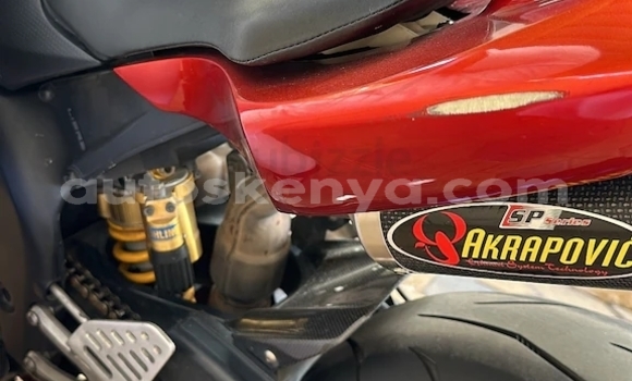 Buy Used Yamaha R1 Red Bike in Nairobi in Nairobi Buy Used Yamaha R1 Red Bike in Nairobi in Nairobi