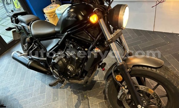 Buy Used Honda Rebel Black Bike in Nairobi in Nairobi Buy Used Honda Rebel Black Bike in Nairobi in Nairobi