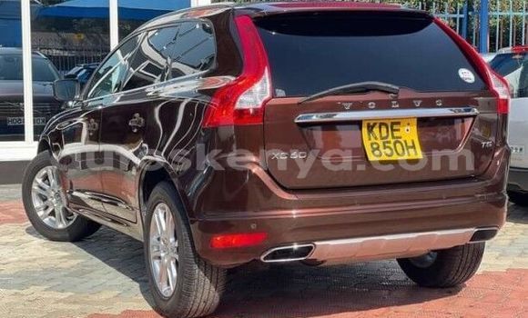 Oofamaa Volvo XC60 Brown Makiinaa iti Machakos keessatti Nairobi keessatti Oofamaa Volvo XC60 Brown Makiinaa iti Machakos keessatti Nairobi keessatti