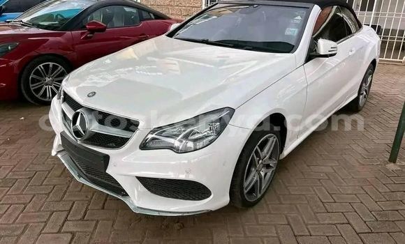 Buy Used Mercedes‒Benz E–Class White Car in Bura in Northeast Kenya Buy Used Mercedes‒Benz E–Class White Car in Bura in Northeast Kenya