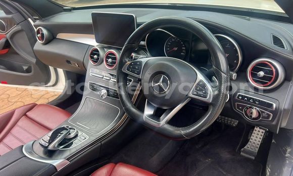 Buy Used Mercedes‒Benz C–Class White Car in Busia in West Kenya Buy Used Mercedes‒Benz C–Class White Car in Busia in West Kenya
