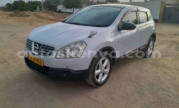 Oofamaa Nissan Dualis Other Makiinaa iti Bute keessatti Northeast Kenya keessatti Oofamaa Nissan Dualis Other Makiinaa iti Bute keessatti Northeast Kenya keessatti