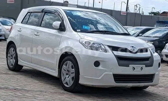 Buy Used Toyota IST White Car in Bute in Northeast Kenya Buy Used Toyota IST White Car in Bute in Northeast Kenya