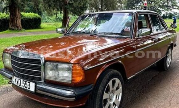 Nunua Ilio tumika Mercedes-Benz A200 Nyingine Gari ndani ya Machakos nchini Mashariki ya Kenya