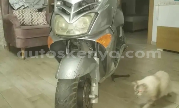 Oofamaa Aprilia Leonardo Silver Doqdoqqee iti Nairobi keessatti Nairobi keessatti Oofamaa Aprilia Leonardo Silver Doqdoqqee iti Nairobi keessatti Nairobi keessatti