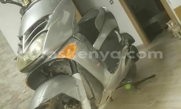 Oofamaa Aprilia Leonardo Silver Doqdoqqee iti Nairobi keessatti Nairobi keessatti Oofamaa Aprilia Leonardo Silver Doqdoqqee iti Nairobi keessatti Nairobi keessatti