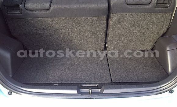 Oofamaa Toyota Vitz Blue Makiinaa iti Machakos keessatti Nairobi keessatti Oofamaa Toyota Vitz Blue Makiinaa iti Machakos keessatti Nairobi keessatti