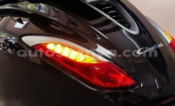 Haaraa Bajaj CHETAK Blue Doqdoqqee iti Nairobi keessatti Nairobi keessatti Haaraa Bajaj CHETAK Blue Doqdoqqee iti Nairobi keessatti Nairobi keessatti