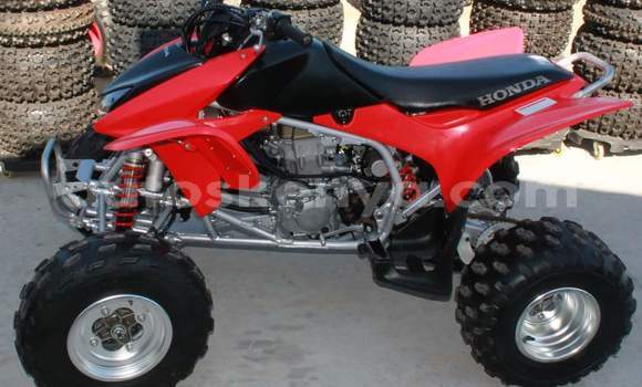 Oofamaa Honda TRX Red Doqdoqqee iti Nairobi keessatti Nairobi keessatti Oofamaa Honda TRX Red Doqdoqqee iti Nairobi keessatti Nairobi keessatti