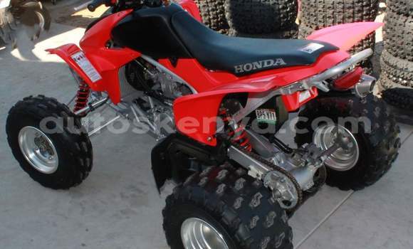 Oofamaa Honda TRX Red Doqdoqqee iti Nairobi keessatti Nairobi keessatti Oofamaa Honda TRX Red Doqdoqqee iti Nairobi keessatti Nairobi keessatti