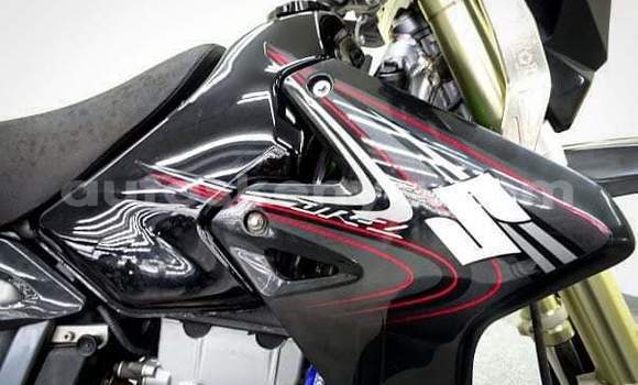 Oofamaa Suzuki DR-Z Black Doqdoqqee iti Nairobi keessatti Nairobi keessatti Oofamaa Suzuki DR-Z Black Doqdoqqee iti Nairobi keessatti Nairobi keessatti