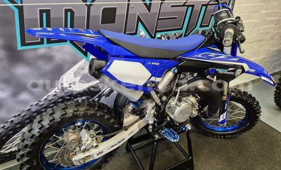 Oofamaa Yamaha YZ Blue Doqdoqqee iti Nairobi keessatti Nairobi keessatti Oofamaa Yamaha YZ Blue Doqdoqqee iti Nairobi keessatti Nairobi keessatti