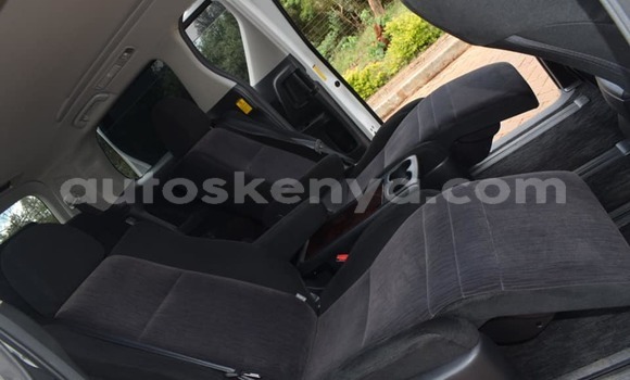 Oofamaa Toyota Alphard White Makiinaa iti Machakos keessatti Nairobi keessatti Oofamaa Toyota Alphard White Makiinaa iti Machakos keessatti Nairobi keessatti