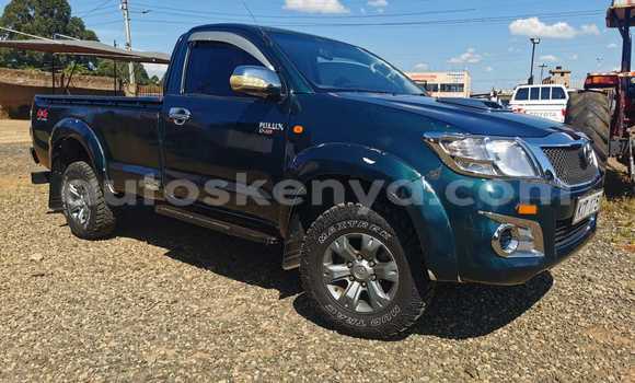 Oofamaa Toyota Hilux Blue Makiinaa iti Eldoret keessatti Rift Valley keessatti Oofamaa Toyota Hilux Blue Makiinaa iti Eldoret keessatti Rift Valley keessatti
