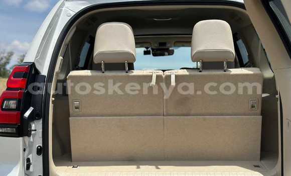 Nunua Mpya Toyota Land Cruiser Prado Nyeupe Gari ndani ya Nairobi nchini Nairobi Nunua Mpya Toyota Land Cruiser Prado Nyeupe Gari ndani ya Nairobi nchini Nairobi