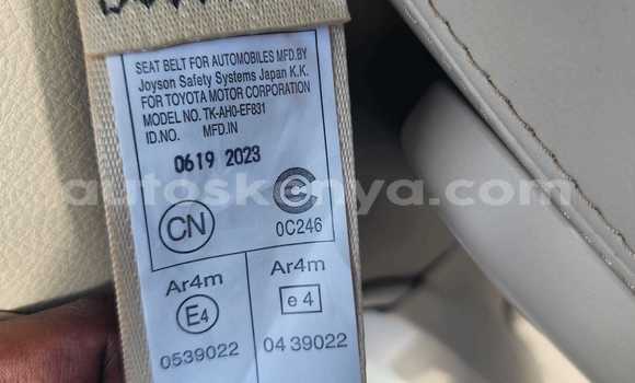 Nunua Mpya Toyota Land Cruiser Prado Nyeupe Gari ndani ya Nairobi nchini Nairobi Nunua Mpya Toyota Land Cruiser Prado Nyeupe Gari ndani ya Nairobi nchini Nairobi