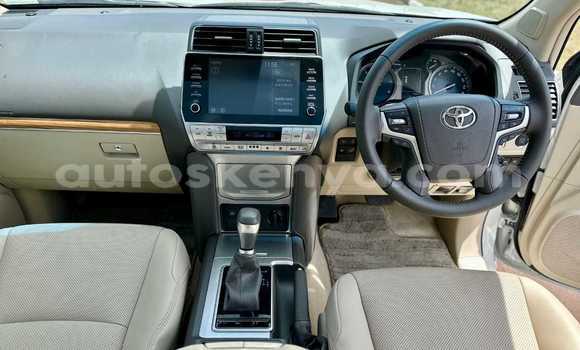 Nunua Mpya Toyota Land Cruiser Prado Nyeupe Gari ndani ya Nairobi nchini Nairobi Nunua Mpya Toyota Land Cruiser Prado Nyeupe Gari ndani ya Nairobi nchini Nairobi