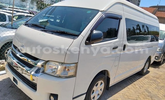 Oofamaa Toyota Altis Other Makiinaa iti Bungoma keessatti West Kenya keessatti Oofamaa Toyota Altis Other Makiinaa iti Bungoma keessatti West Kenya keessatti