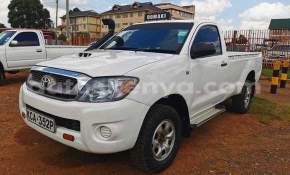 Oofamaa Toyota Hilux Other Makiinaa iti Eldoret keessatti Rift Valley keessatti Oofamaa Toyota Hilux Other Makiinaa iti Eldoret keessatti Rift Valley keessatti