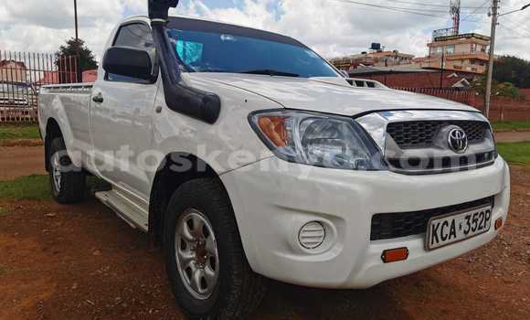 Oofamaa Toyota Hilux Other Makiinaa iti Eldoret keessatti Rift Valley keessatti Oofamaa Toyota Hilux Other Makiinaa iti Eldoret keessatti Rift Valley keessatti