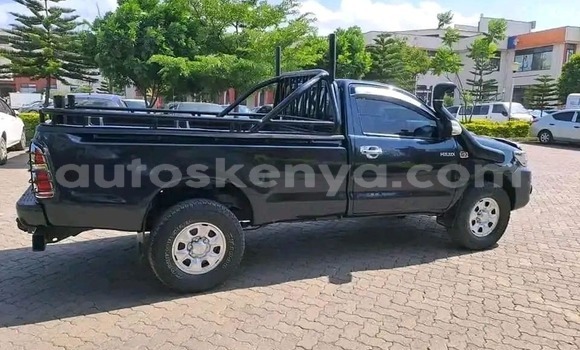 Buy Used Toyota Hilux Black Car in Bura in Northeast Kenya Buy Used Toyota Hilux Black Car in Bura in Northeast Kenya