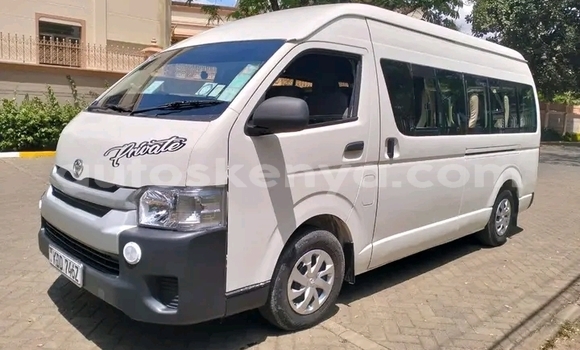 Buy Used Toyota Hiace White Car in Bute in Northeast Kenya Buy Used Toyota Hiace White Car in Bute in Northeast Kenya