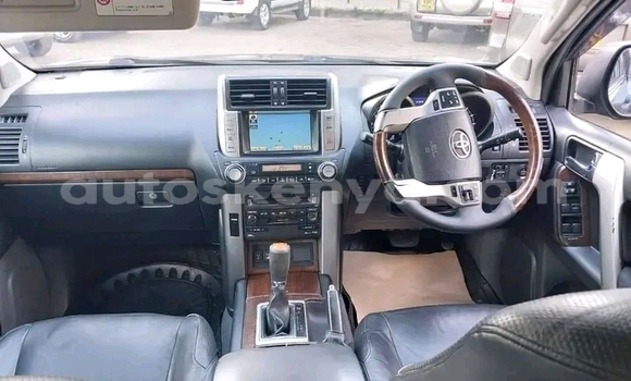 Buy Used Toyota Land Cruiser Prado Black Car in Bute in Northeast Kenya Buy Used Toyota Land Cruiser Prado Black Car in Bute in Northeast Kenya