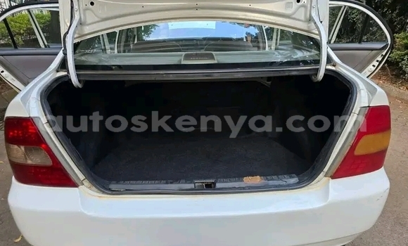 Nunua Ilio tumika Toyota Corolla Nyeupe Gari ndani ya Bute nchini Kaskazini Mashariki mwa Kenya Nunua Ilio tumika Toyota Corolla Nyeupe Gari ndani ya Bute nchini Kaskazini Mashariki mwa Kenya